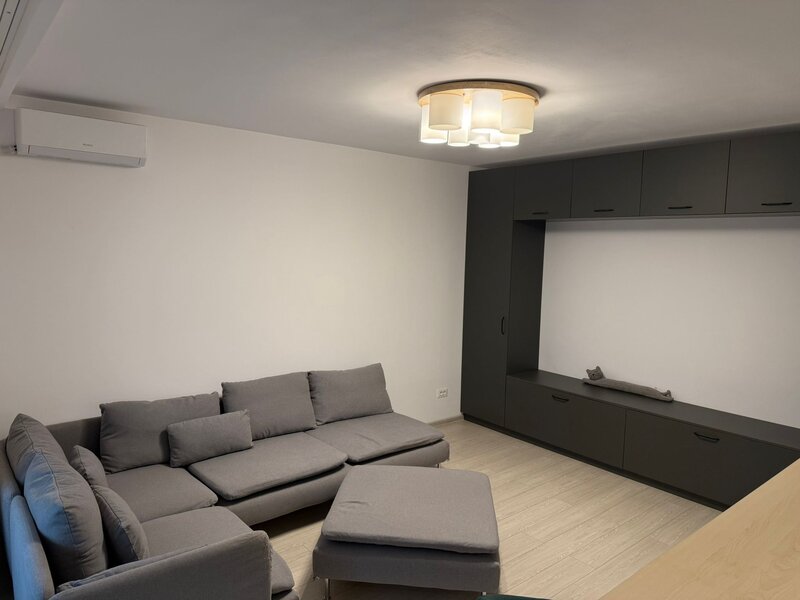 Lujerului, apartament 3 camere Exigent + 2 locuri subterane de parcare.