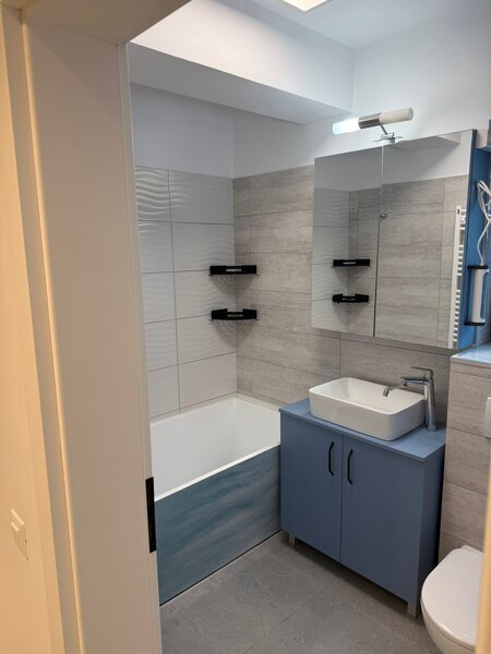 Lujerului, apartament 3 camere Exigent + 2 locuri subterane de parcare.