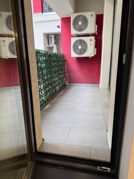 Lujerului, apartament 3 camere Exigent + 2 locuri subterane de parcare.